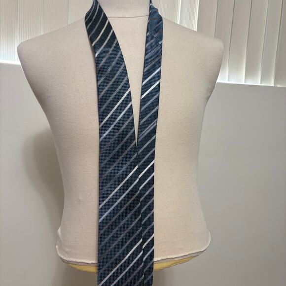 Vitorofolo Blue Striped Men's Neck Tie One Size - Picture 2 of 5